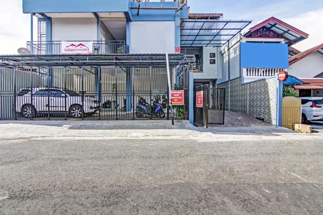 Oyo 90704 Nabila Residence Syariah Padang  Ngoại thất bức ảnh