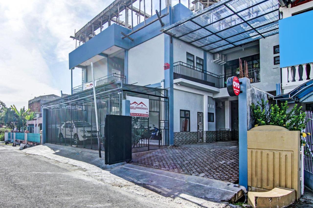 Oyo 90704 Nabila Residence Syariah Padang  Ngoại thất bức ảnh