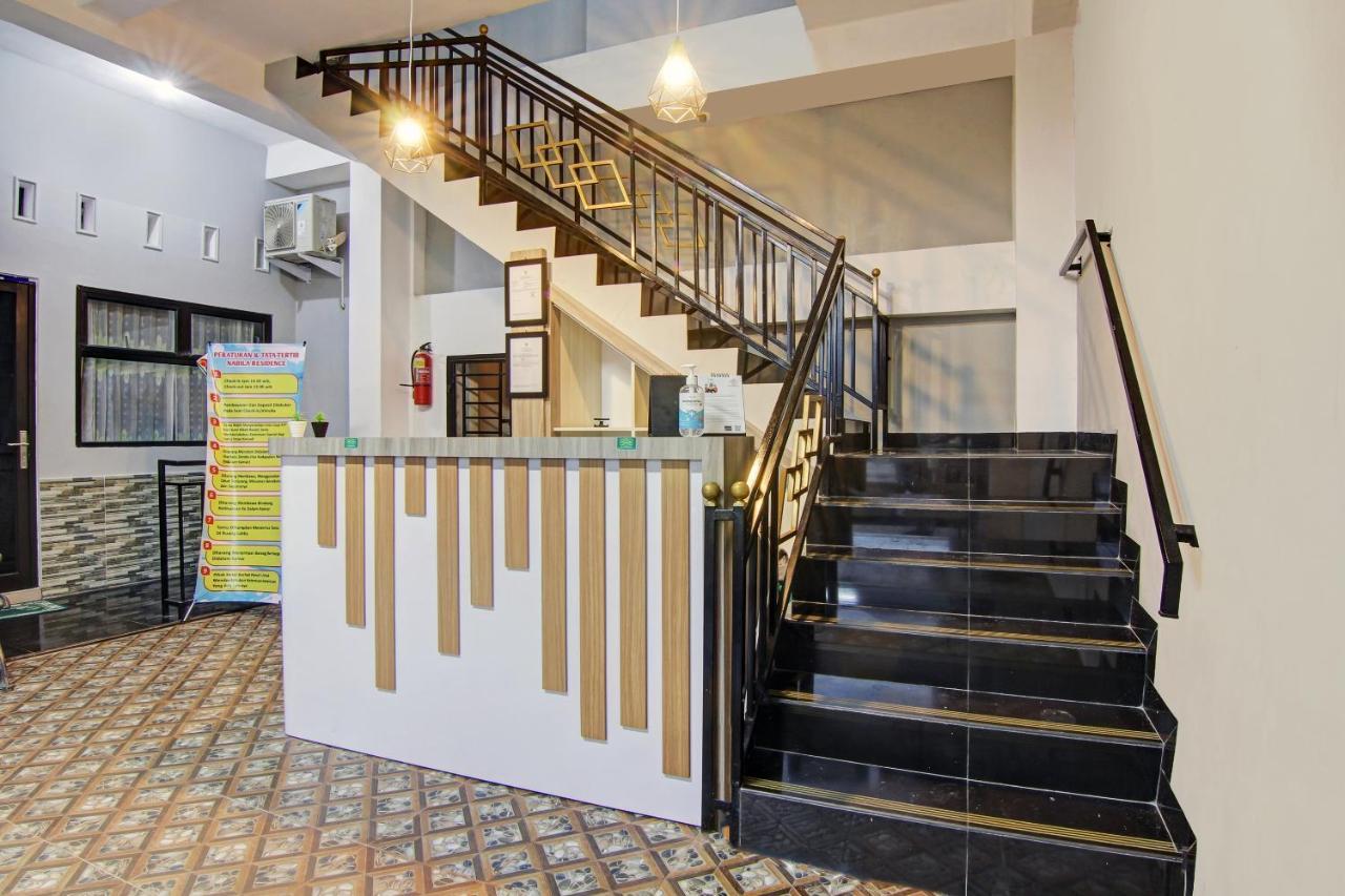 Oyo 90704 Nabila Residence Syariah Padang  Ngoại thất bức ảnh