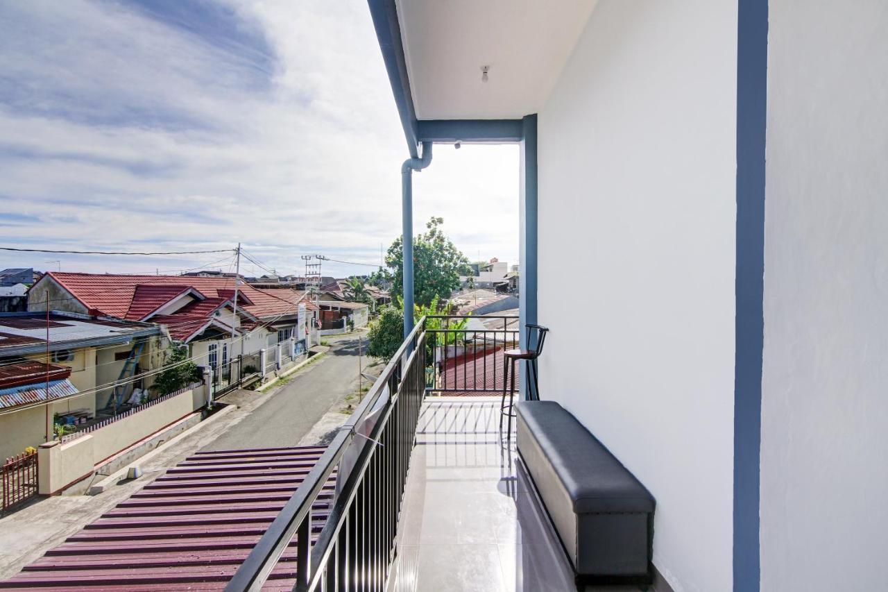 Oyo 90704 Nabila Residence Syariah Padang  Ngoại thất bức ảnh